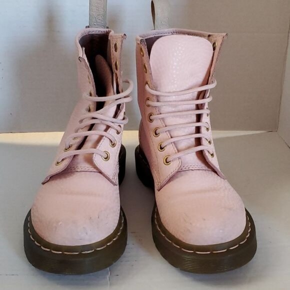Dr Martens 1460 Pascal Virginia Leather Boots Pastel Pink Doc Women's WOMAN'S 5 - Picture 13 of 16